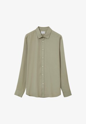 Camicia a maniche lunghe in verde oliva chiaro, realizzata in tessuto morbido. Presenta una chiusura con bottoni sul davanti, un colletto appuntito e un fit rilassato.