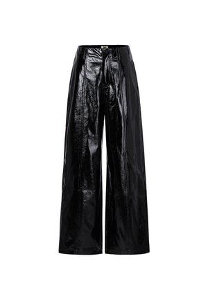 Hoge taille zwarte lakleren wijde pijpenbroek met sluiting met een frontknop en rits, met opvallende verticale naden.