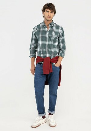 El Ganso, CAMISA CUADRO TARTÁN ALGODÓN - Camisa - verde