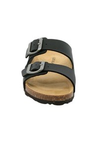 Sandalo nero a due cinturini con fibbie in tono argento, plantare in sughero e suola in gomma testurizzata. Design piatto per abbigliamento casual.