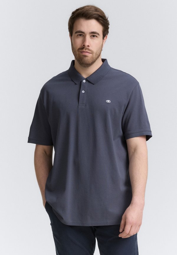 PLUS - MIT LOGO STICKEREI - Poloshirt