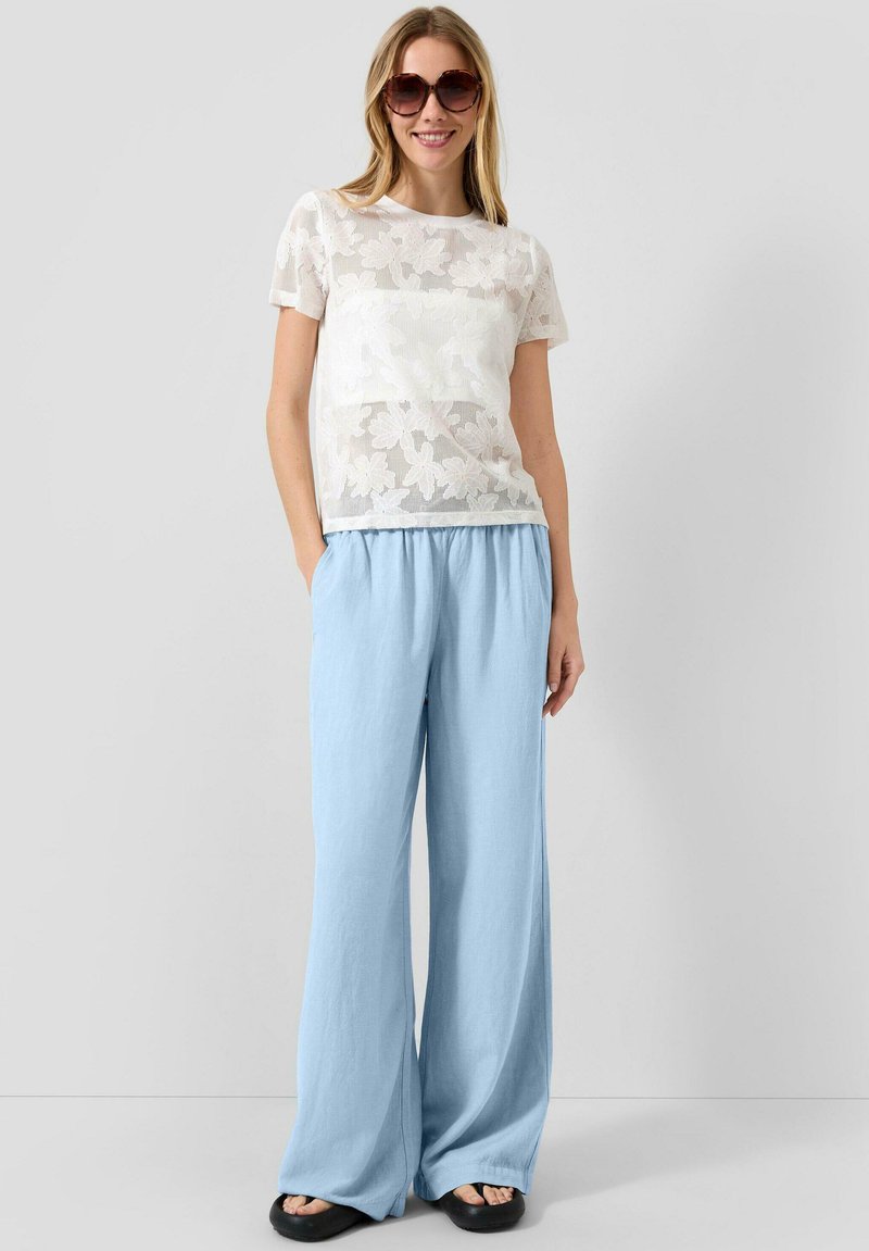 QS HOSE - Stoffhose - hellblau - Zalando.ch