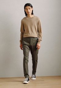 Antony Morato TROUSERS MARK SLIM FIT - Hlače chino - oliv