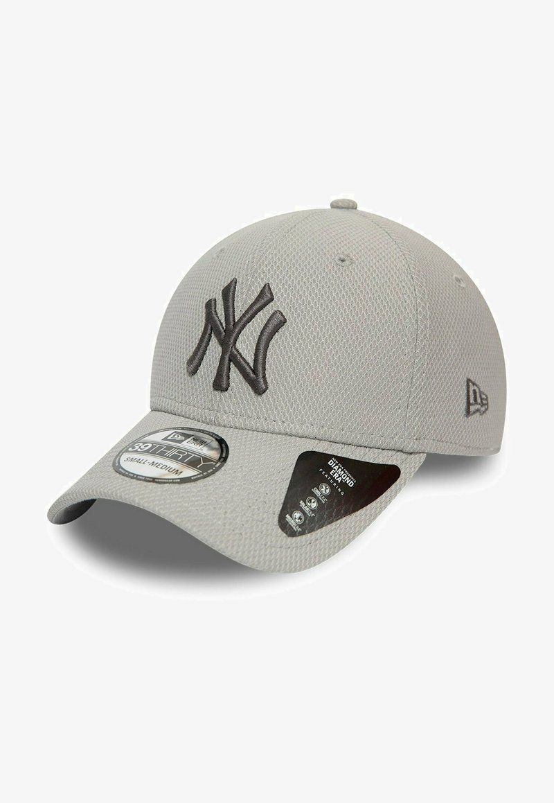New Era New York Yankees New Era 39thirty Stretch Cap Diamond Era Tonal Black - XS-S New Era New York Yankees New Era 39thirty Stretch Cap Diamond Era Tonal Black - XS-S