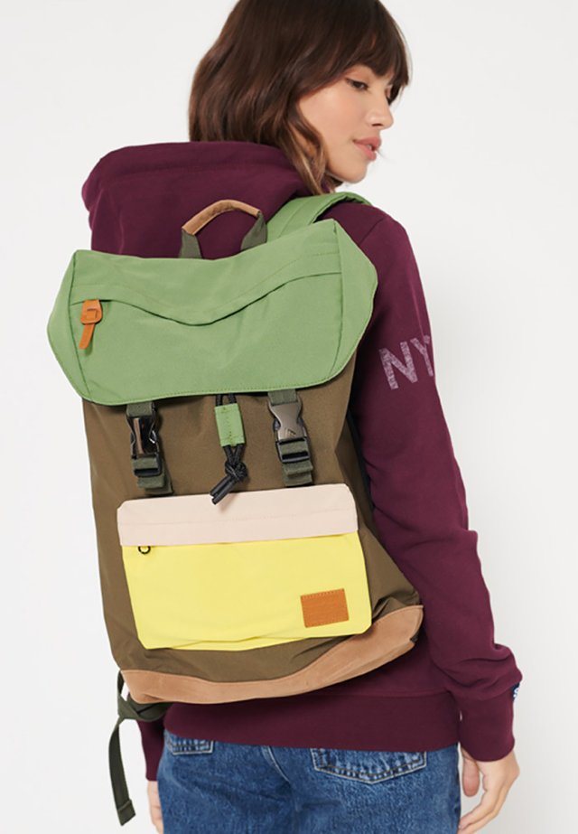 Mochila - olive night