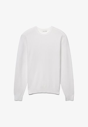 Maglione bianco a maniche lunghe in maglia con texture a costine e scollo rotondo, caratterizzato da una vestibilità rilassata e senza motivi o dettagli visibili.