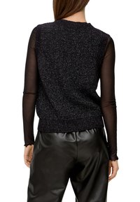 QS - Sweter