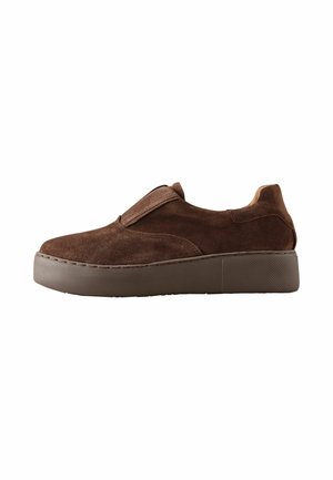 Next, REGULAR FIT - FOREVER COMFORT® SLIM WEDGE TRAINERS - Loafers - chocolate brown