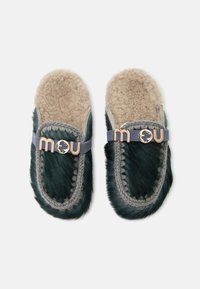 Niewybrane, pink lavender
