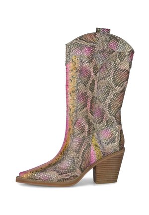 Botte de cowboy montante à la cheville avec talon en bois superposé, bout pointu et texture multicolore en peau de serpent rose et beige.