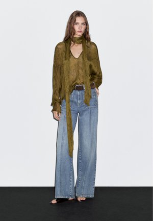 Massimo Dutti FLOWING ANIMAL PRINT GARMENT - Blus - green