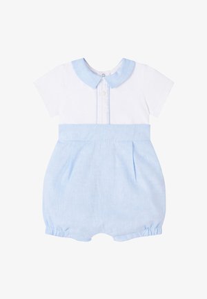 Pelele de bebé de manga corta con parte superior blanca, cuello Peter Pan azul claro, tapeta de botones y parte inferior azul suelta con aberturas elásticas para las piernas.