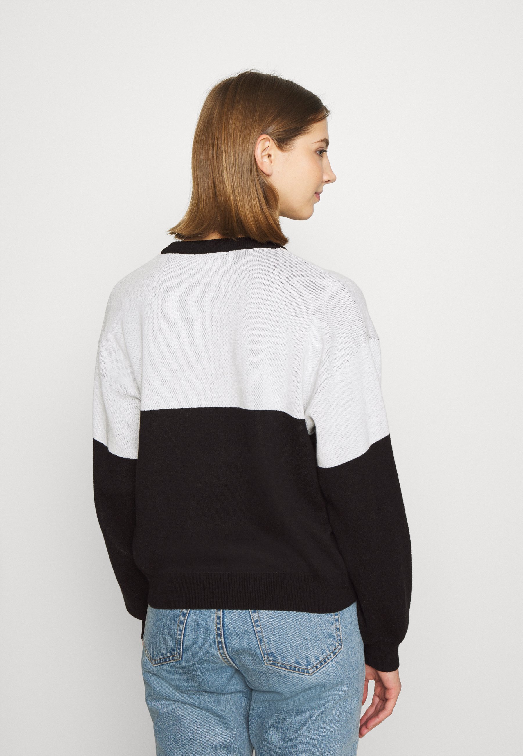 Obey Clothing LEFT BANK CREW Trui creamblackZwart Obey Clothing LEFT BANK CREW Trui creamblackZwart