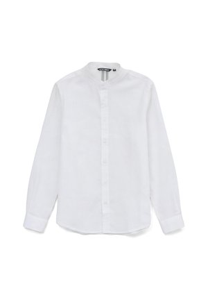 Witte blouse met lange mouwen, knopen, een mandarijnkraag en een zichtbaar zwart label aan de binnenkant van de halslijn.