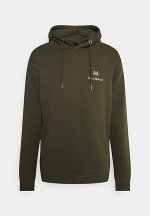 Mørkegrøn hættetrøje lavet af bomuld med en frontlomme, justerbar snøre i hætten og hvid logodetalje på brystet.