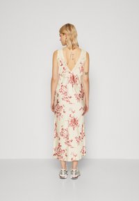 Abercrombie & Fitch BODICE SLIP - Robe longue - beige/red