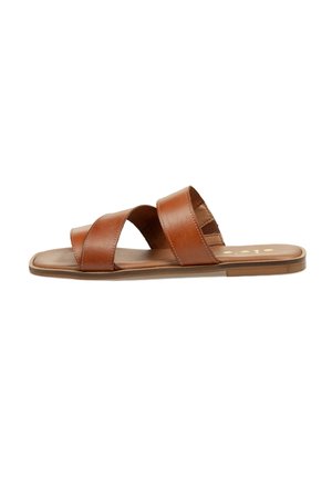 Sandalias deslizantes de cuero marrón con dos correas anchas, suela plana y una textura suave, diseñadas para el uso casual.