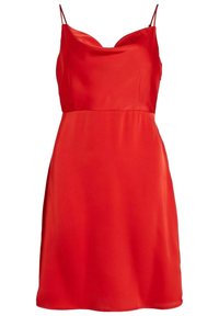 Röd satin klänning med V-ringning och tunna axelband. A-linjeformad med en slät textur, knälång, med en sidoklyvning.