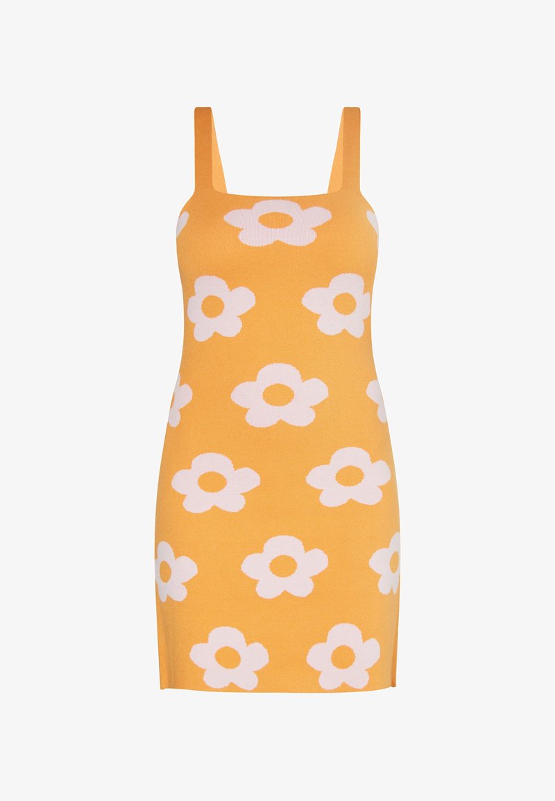 Pletené šaty s přiléhavým střihem, jasně žluté barvy, se širokými bílými květinovými vzory a širokými ramínky.
