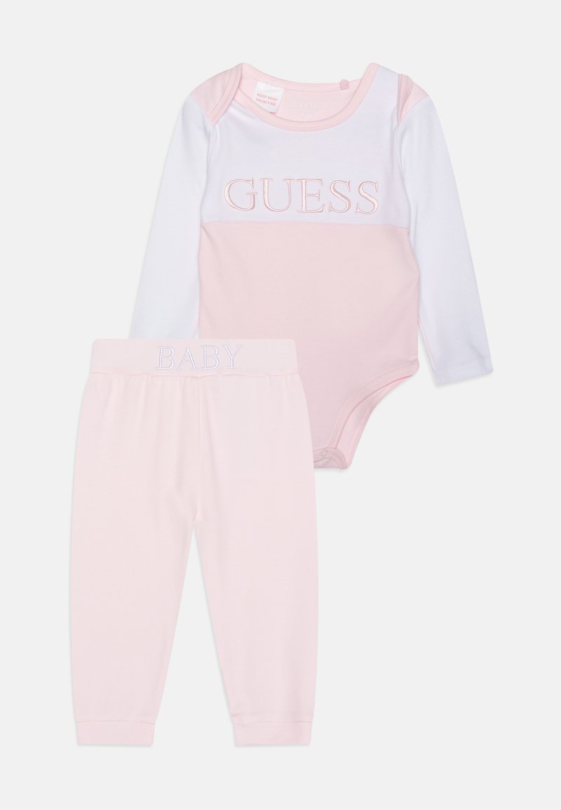 Guess BABY SET PANTS UNISEX Regalo per nascita ballet pink/fuxia Zalando.it