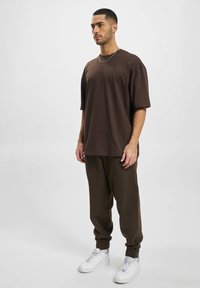 DEF T-shirt basique - dark brown