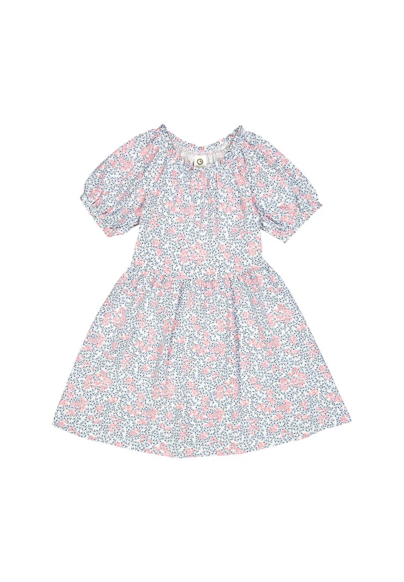 Kwiatowa sukienka z krótkimi bufkami, okrągłym dekoltem i marszczonym pasem. Materiał ma niebieskie tło z różowymi i zielonymi kwiatami.