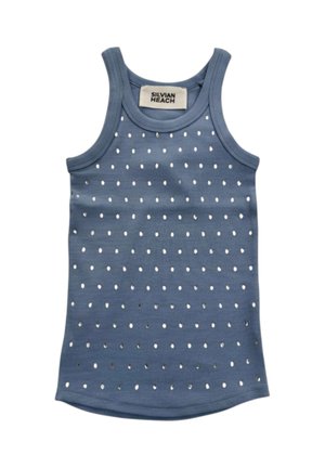 Canotta blu senza maniche con piccoli fori distribuiti uniformemente e un'etichetta Silvian Heach sul retro del collo.