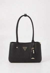 Μαύρη τσάντα ώμου από υλικό συνθετικής υφής, με χρυσά μεταλλικά στοιχεία, δύο στρογγυλεμένες λαβές και τριγωνική λεπτομέρεια λογότυπου στο μπροστινό μέρος.