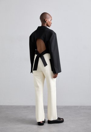 DOUBLE BREASTED WITH BACK CUTOUT AND TIES - Sako - black