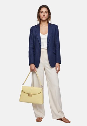 Kassandra, KASSANDRA HANDBAG - Borsa a mano - yellow