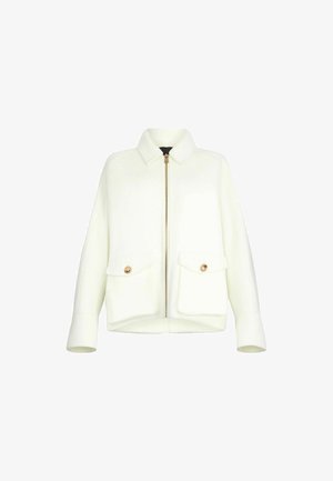 Weiße Jacke mit Frontreißverschluss, zwei Brusttaschen mit goldenen Knöpfen, Kragen und einem lässigen Schnitt.