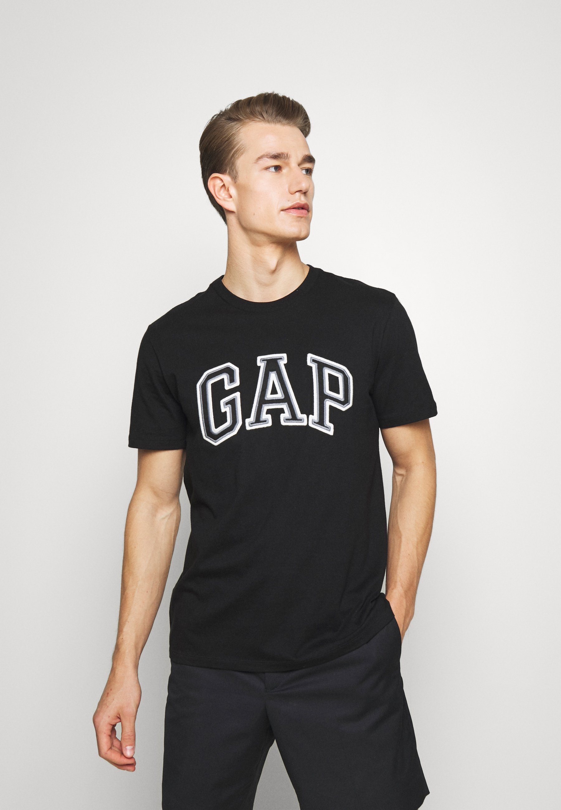 GAP BAS ARCH T shirts med print true black Zalando.no GAP BAS ARCH - T-shirts med print - white
