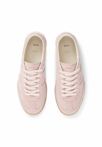 BOSS BRENTA TENN - Matalavartiset tennarit - light pink five