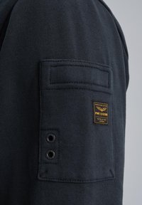 Thumbnail Image 8