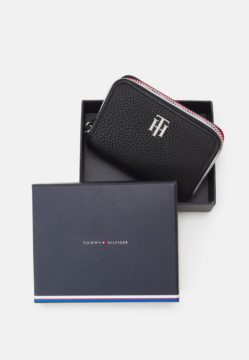 element holder corp tommy
