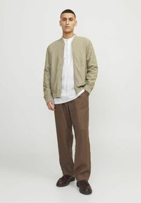 Jack & Jones SUMMER HALF PLACKET  - Camicia - white