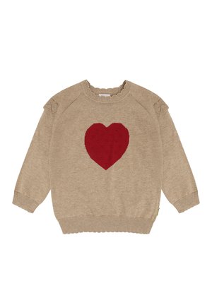 Maglione lavorato a maglia beige con un design a forma di cuore rosso al centro, polsini e orlo a coste, e dettagli testurizzati sulle cuciture delle spalle.