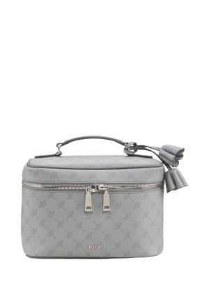 Szara prostokątna torebka z wypukłym wzorem, podwójnym zamkiem błyskawicznym, górnym uchwytem, ozdobnymi chwostami oraz nazwą marki "JOOP!" na froncie.