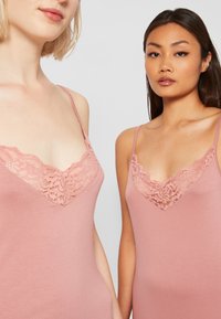 LASCANA HOLYWOOD NEGLIGÉ - Camicia da notte - mauve