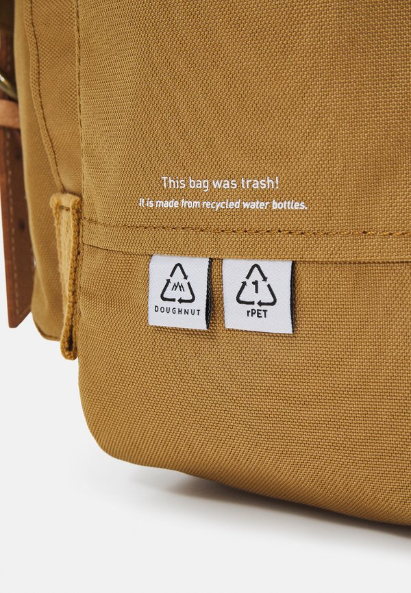 MACAROON REBORN BACKPACK UNISEX - Rucksack - camel4