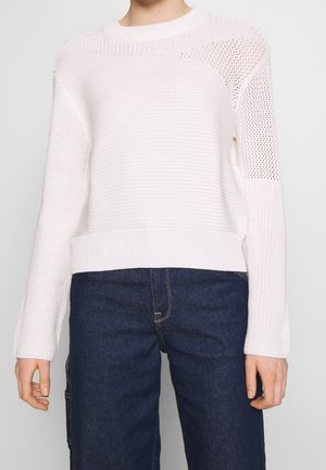 Sweter