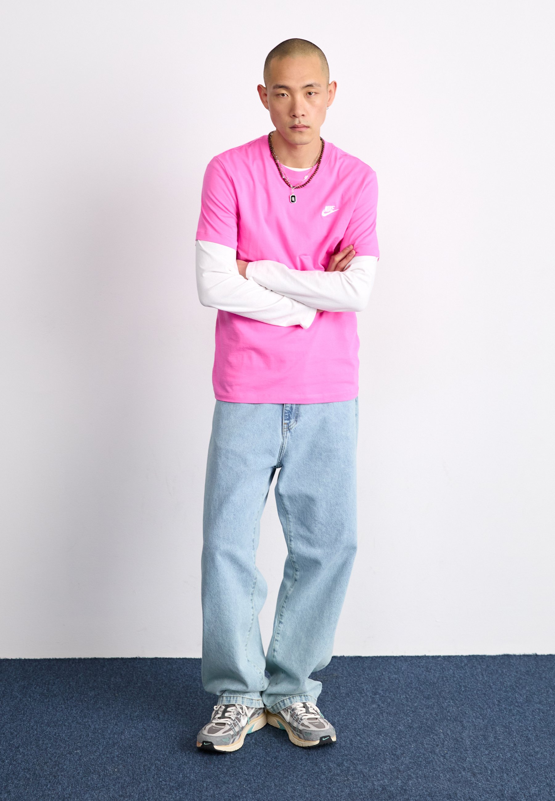 Nike Sportswear CLUB TEE - Tricou basic - playful pink/roz