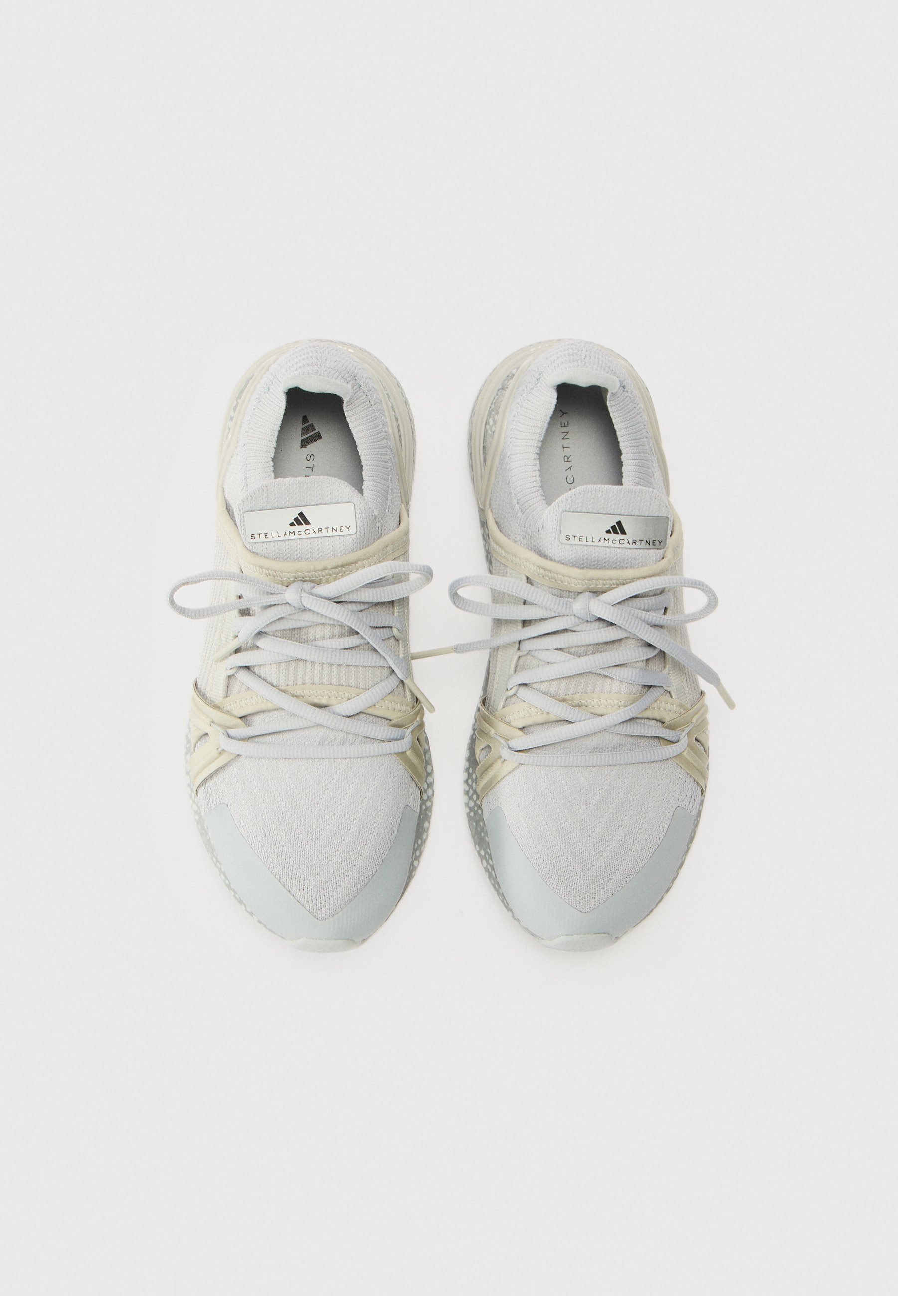 【adidas by Stella McCartney】ASMC ULTRABOOST 20 スニーカー adidas by Stella McCartney Asmc Ultraboost 20 (ADIIH0087