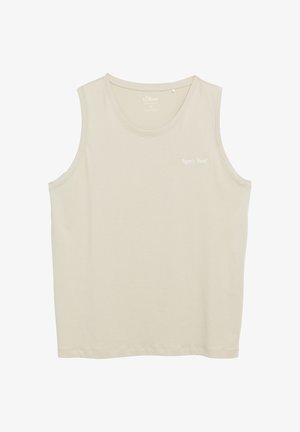 Beiges ärmelloses Tanktop mit rundem Ausschnitt, kleinem "Après Surf" Schriftzug auf der rechten Brust vorne und s.Oliver-Label im inneren Kragen.