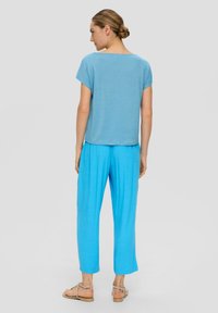 s.Oliver BLACK LABEL T-shirt basic - azurblau