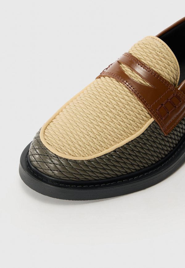 LOAFER REED - Smart slip-ons3