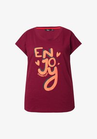 Niewybrane, dark cherry red