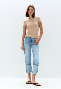 PULL&BEAR SHORT SLEEVE  - Základné tričko - beige