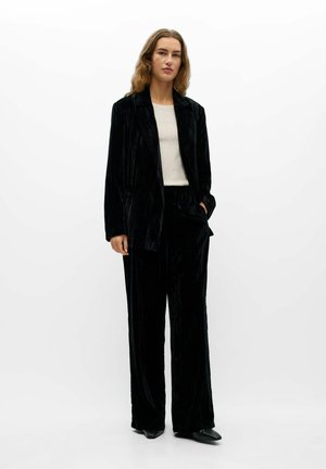 Object, WIDE-LEG TROUSERS CRUSHED VELVET - Pantalon classique - black