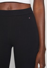 Tommy Hilfiger HERITAGE - Legíny - kalhoty  - black